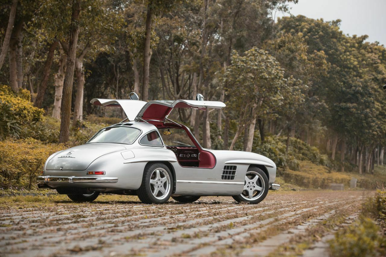 Unter der originalen Karosse steckt ein neues Auto. AMG verkaufte den aufwändigen Umbau zum Stückpreis von einer Million Euro