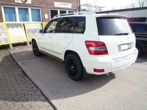 Glk-mit-schwarzen-felgen-2