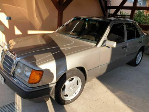W124 230E