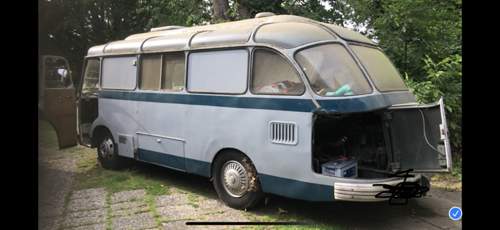Motorklappe geöffnet
