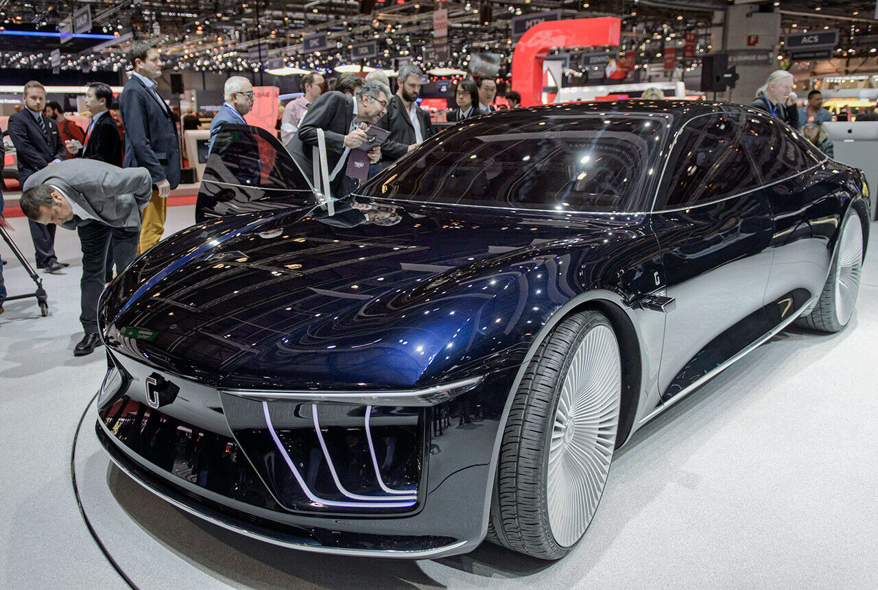 Luxus-Limousine auf Riesen-Rädern: Giugiaro zeigt den Gea in Genf
