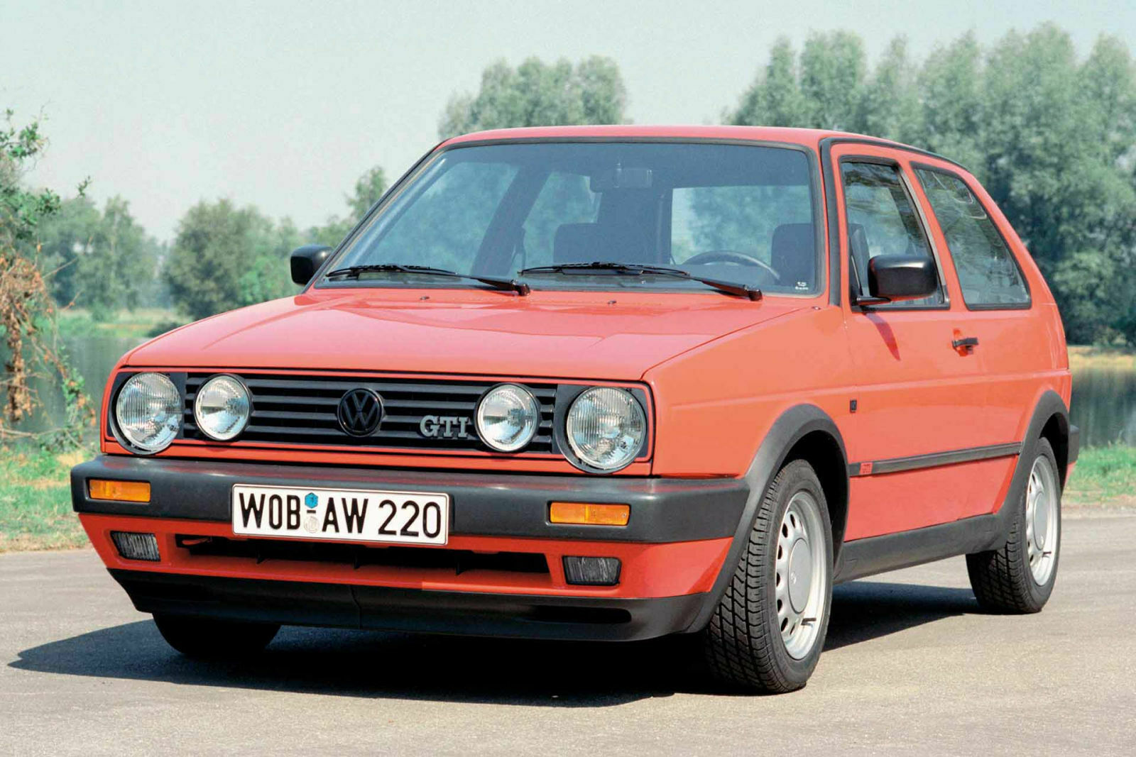Mit dem Facelift zum Modelljahr 1990 bekam der Golf GTI breite Stoßstangen und schmale Zierleisten