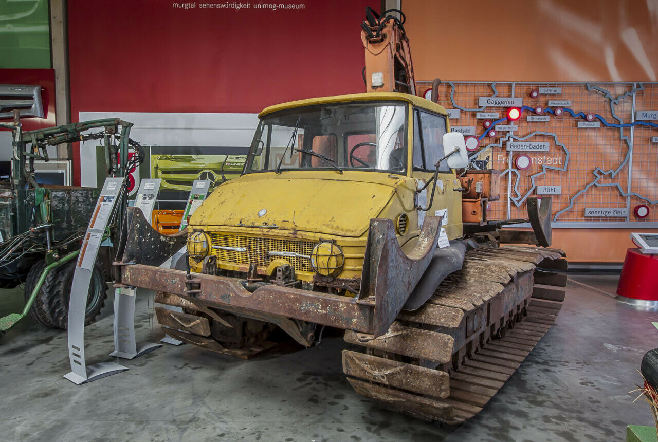 Auch so ein Exot, der allerdings auf wesentliche Merkmale des Unimog verzichtet. Den Allradantrieb etwa oder die Portalachsen