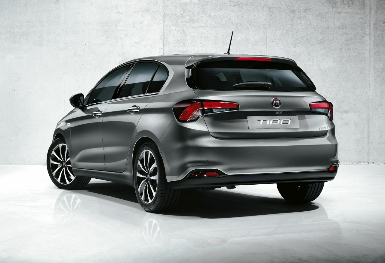 FiatTipo Fünftürer: Heckansicht