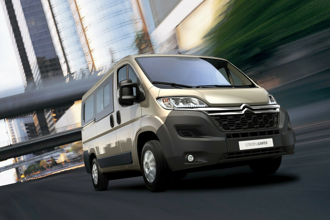 Der 110 PS starke Selbstzünder im Citroën Jumper Kombi senkt den Verbrauch im Vergleich zu seinem Vorgänger um 18 Prozent