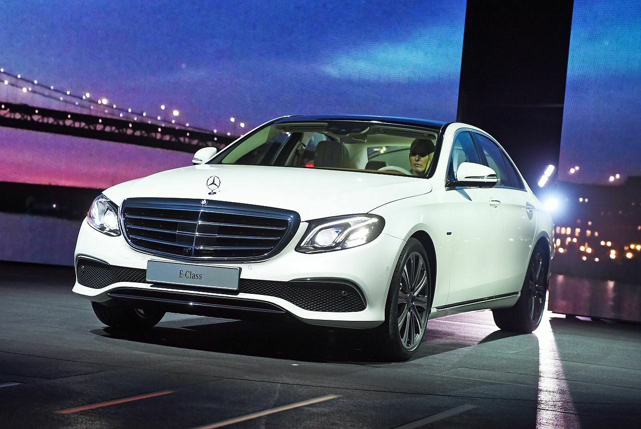Eine der wichtigsten Vorstellungen 2016: Die neue Mercedes E-Klasse bei ihrer Premiere in Detroit
