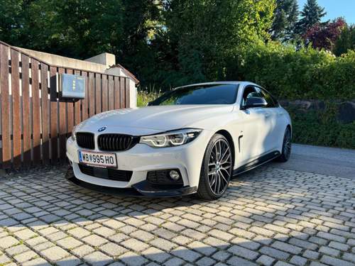 440i