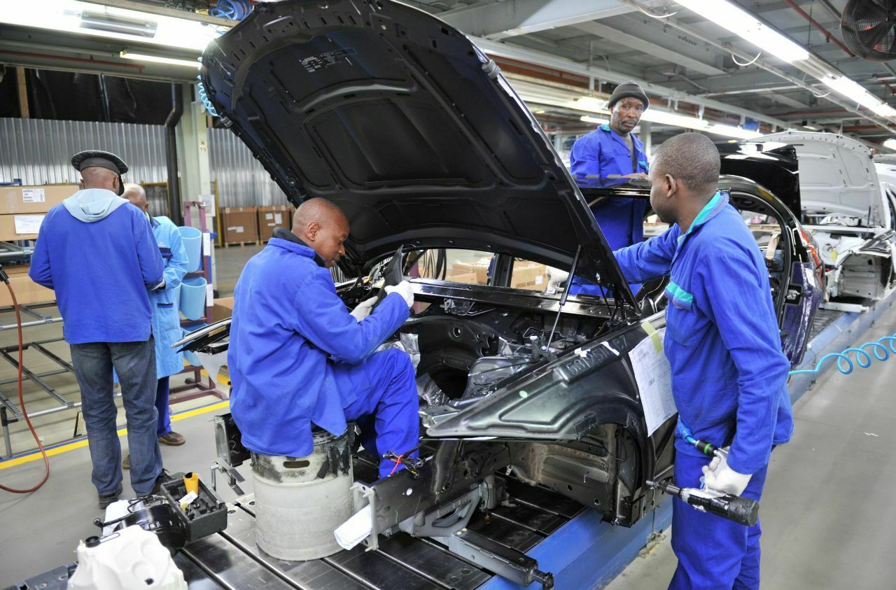 Rosslyn in der Nähe von Pretoria war BMWs erster Auslands-Standort. BMW fertigt dort die 3er-Reihe, zu 75 Prozent für den Export