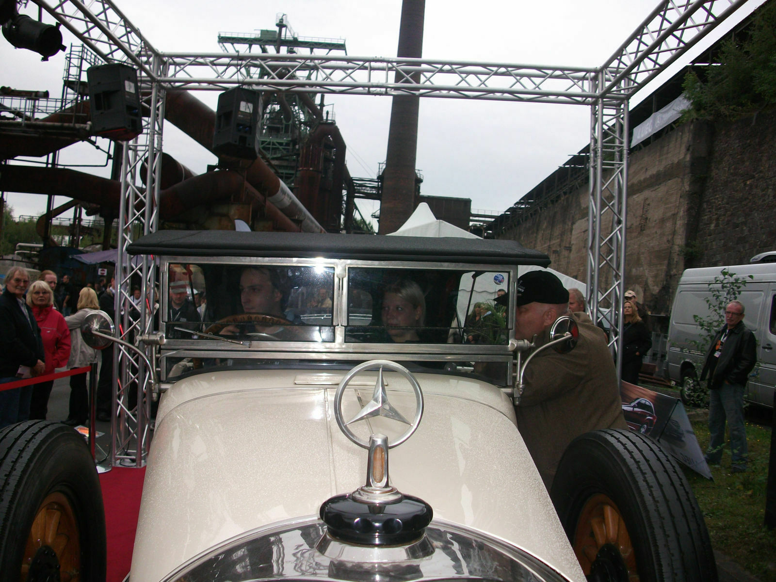 Zylinderkopf M103.983 300 CE