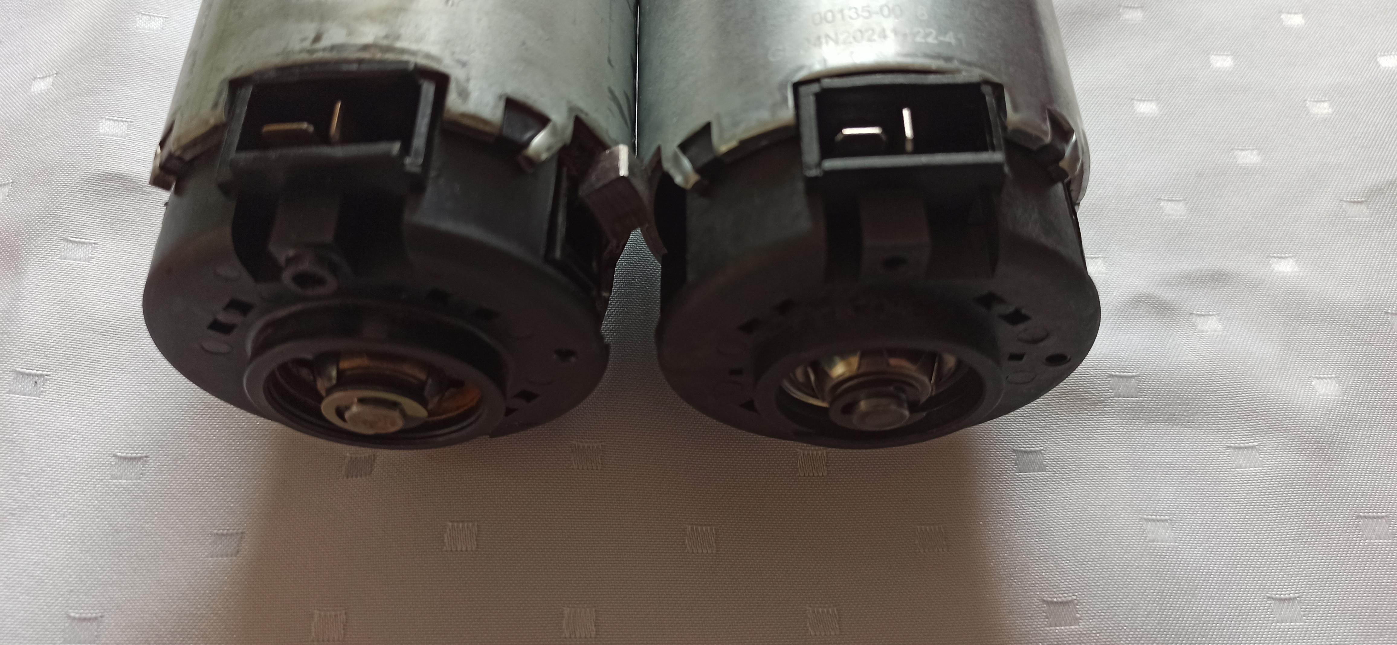 Links original rechts "nissan" 1