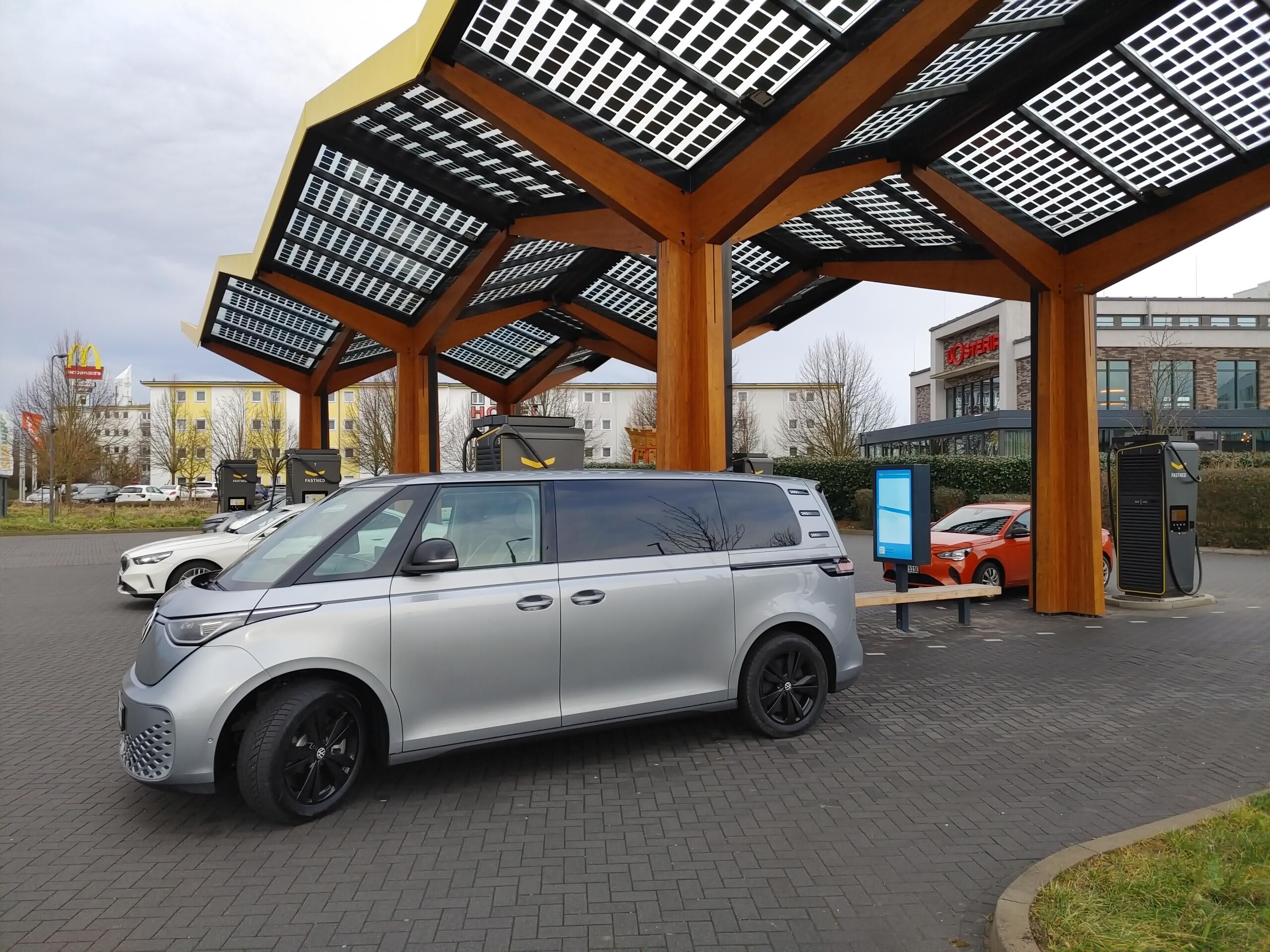 Bei Fastned Limburg.jpg