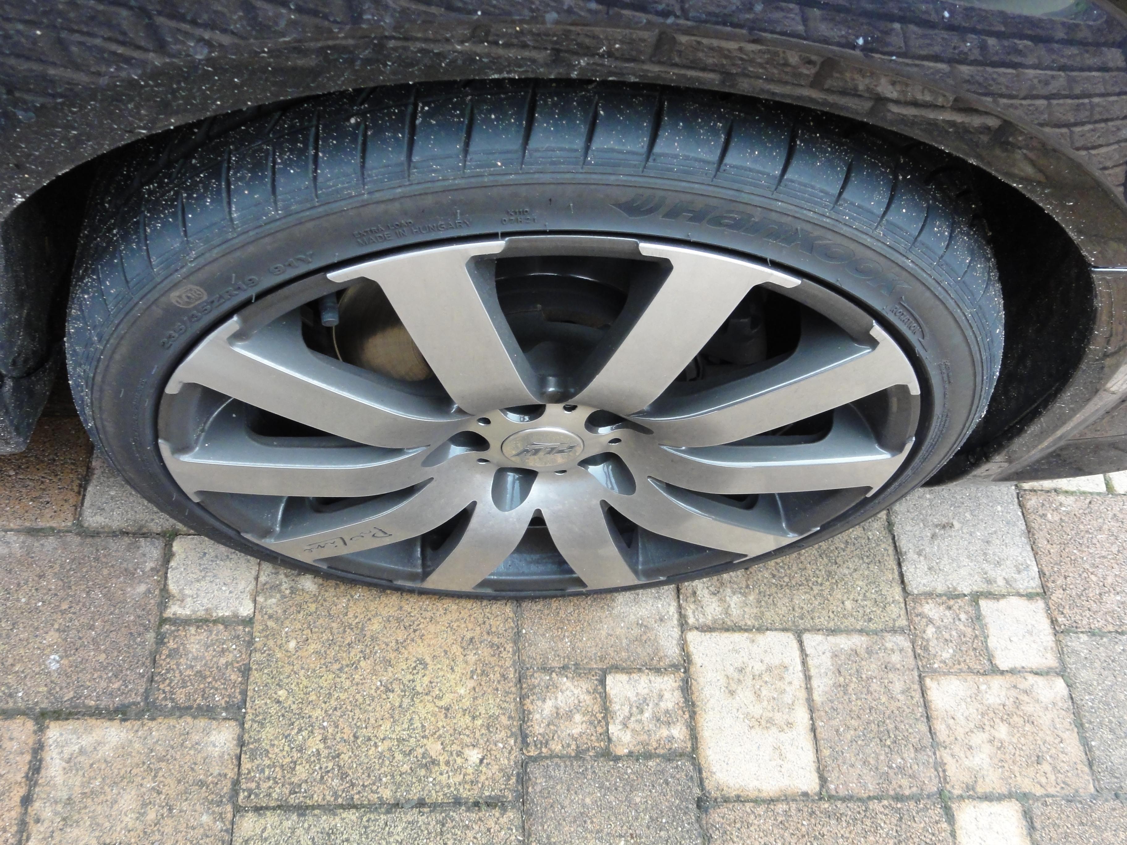 19" PLW Alus mit Allwetterreifen