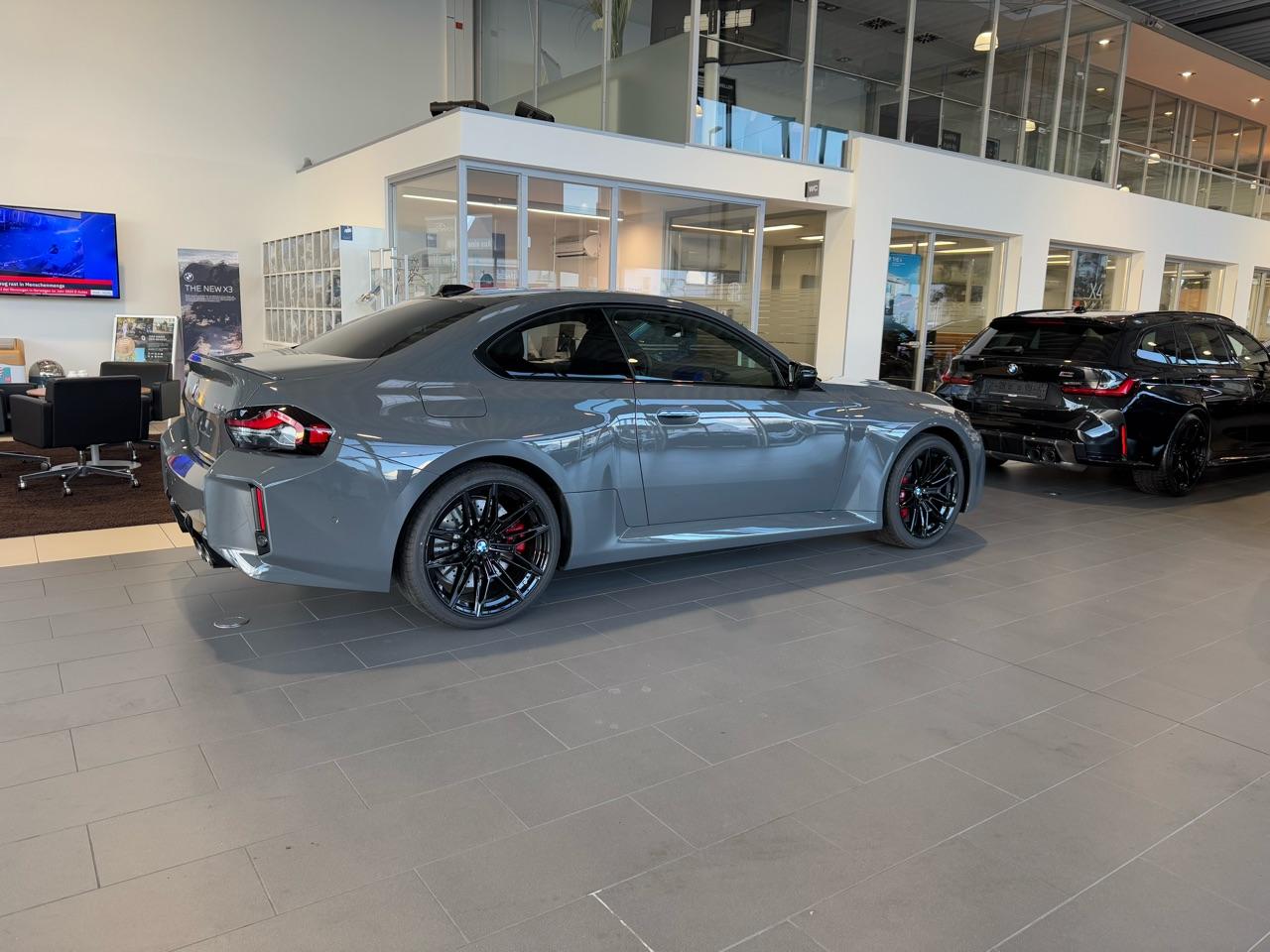 Neuer M2 G87